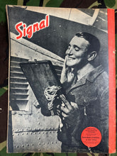 Load image into Gallery viewer, Original WW2 German Signal Magazine - February 1943
