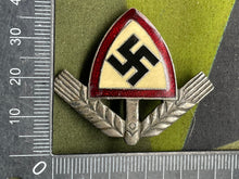 Charger l&#39;image dans la galerie, WW2 GERMAN RAD Officer&#39;s Cap Badge
