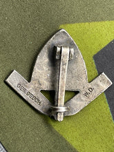 Charger l&#39;image dans la galerie, WW2 GERMAN RAD Officer&#39;s Cap Badge
