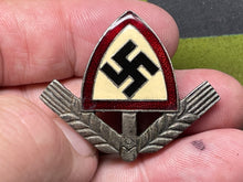 Charger l&#39;image dans la galerie, WW2 GERMAN RAD Officer&#39;s Cap Badge
