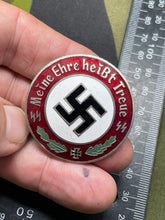 Charger l&#39;image dans la galerie, WW2 German SS Honour and Loyalty Badge
