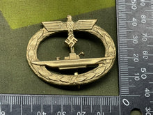 Charger l&#39;image dans la galerie, WW2 German Kriegsmarine Uboat Award Badge

