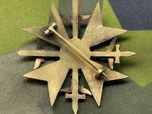 Charger l&#39;image dans la galerie, WW2 German Army Spanish Cross in Gold
