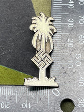 Load image into Gallery viewer, WW2 German Army Afrika Korps Lapel Badge - The Militaria Shop
