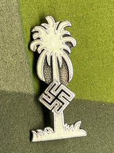 Load image into Gallery viewer, WW2 German Army Afrika Korps Lapel Badge - The Militaria Shop
