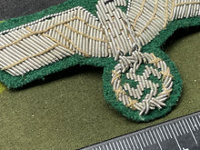Load image into Gallery viewer, German Army Officer&#39;s Bullion Breast Eagle
