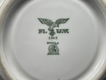Lade das Bild in den Galerie-Viewer, Original WW2 German Luftwaffe Mess Saucer / Dish - 1942 Dated
