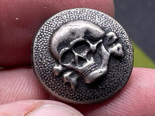 Charger l&#39;image dans la galerie, Reproduction WW2 German SS Tunic Button RZM Marked
