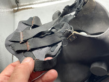 Load image into Gallery viewer, WW2 British Home Front Warden's Gas Mask - The Militaria Shop
