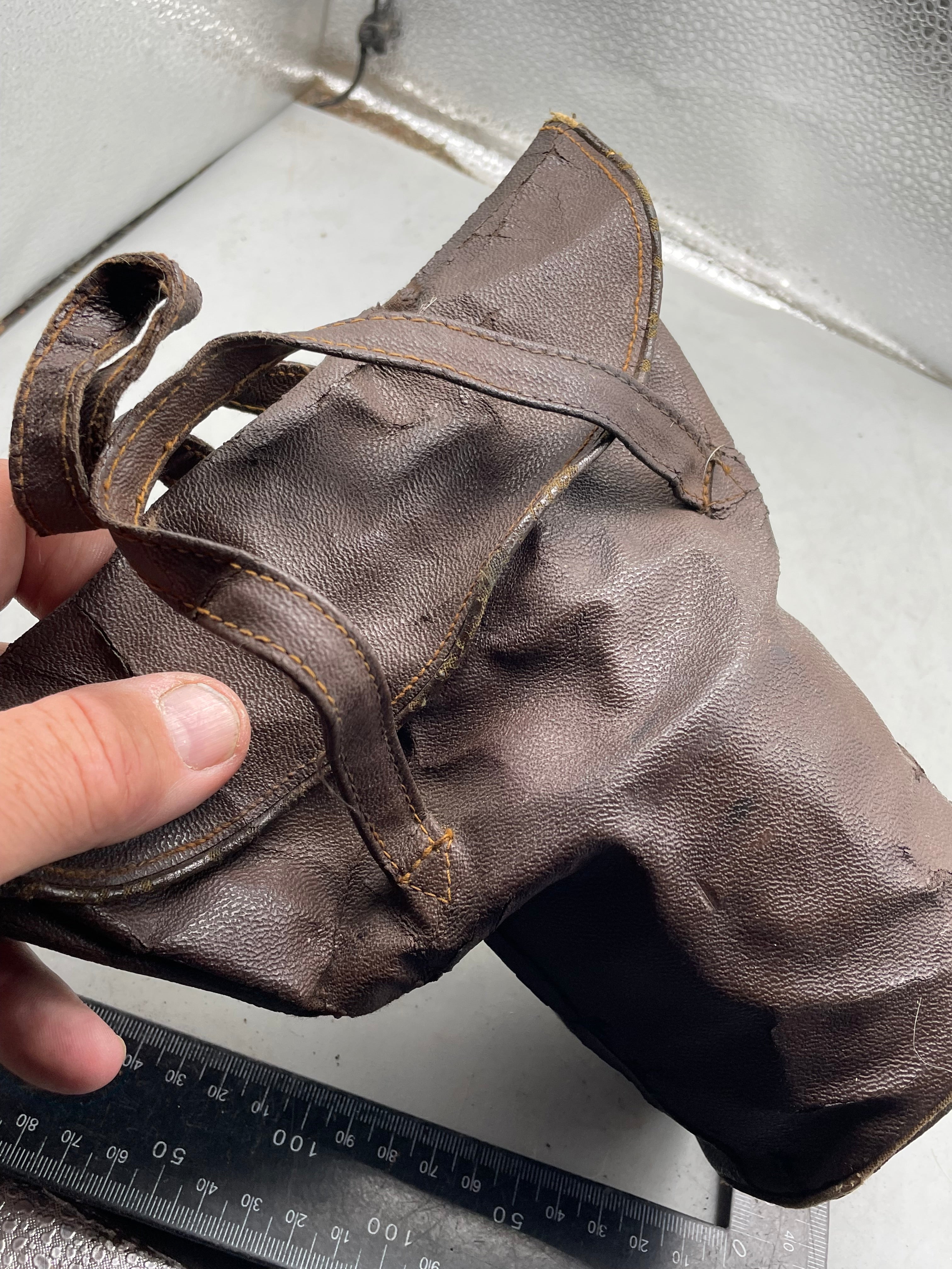 Original WW2 British Home Front Civilian Gas Mask Private Purchase Carrying Bag - The Militaria Shop