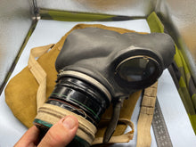 Load image into Gallery viewer, WW2 British Home Front / Civil Defence Wardens Gas Mask in 1941 Dated Bag
