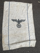 Charger l&#39;image dans la galerie, Original WW2 German Army / Wehrmacht Troops Provisions or Grain Sack 1941 Dated.

