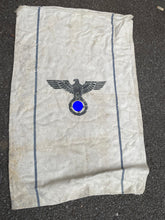 Charger l&#39;image dans la galerie, Original WW2 German Army / Wehrmacht Troops Provisions or Grain Sack 1941 Dated.
