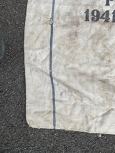 Charger l&#39;image dans la galerie, Original WW2 German Army / Wehrmacht Troops Provisions or Grain Sack 1941 Dated.
