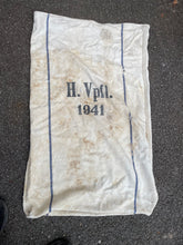 Charger l&#39;image dans la galerie, Original WW2 German Army / Wehrmacht Troops Provisions or Grain Sack 1941 Dated.
