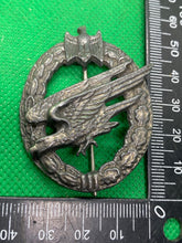 Load image into Gallery viewer, WW2 German Luftwaffe Fallschirmjager Badge / Award Reproduction
