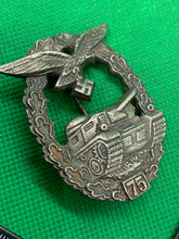 Load image into Gallery viewer, WW2 German Luftwaffe Tank Destroyer 75 Badge / Award Reproduction
