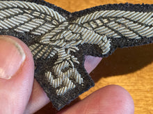 Charger l&#39;image dans la galerie, Reproduction WW2 German Luftwaffe Officer&#39;s Breast Eagle
