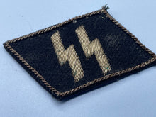 Load image into Gallery viewer, WW2 German SS Collar Tab
