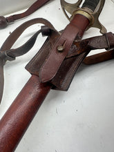 Charger l&#39;image dans la galerie, Original WW2 British Army Royal Artillery Officers Sword - George VI
