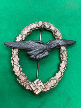 Load image into Gallery viewer, WW2 German Luftwaffe Airforce Glider Pilots Badge
