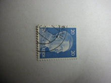 Lade das Bild in den Galerie-Viewer, Original WW2 German Deutsches Reich Luftpost Stamp

