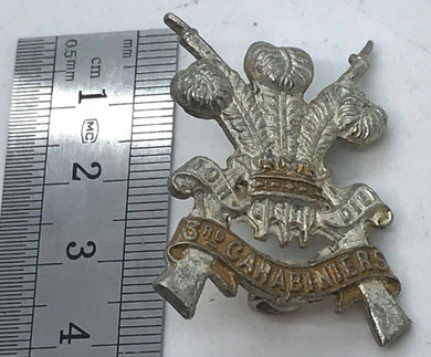 A nice British Army 3rd Carabiniers Cap Badge / collar in good condition -- B60 - The Militaria Shop