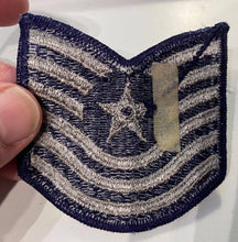 Load image into Gallery viewer, A small pair of US AIRFORCE Tech Sergeants Stripes in unissued condition - - B38 - The Militaria Shop
