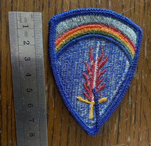 Load image into Gallery viewer, A WW2 / post war US Army Division cloth patch / shoulder badge.
