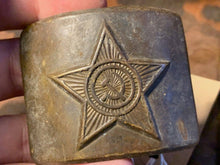 Load image into Gallery viewer, Genuine WW2 USSR Russian Soldiers Army Brass Belt Buckle - #71 - The Militaria Shop
