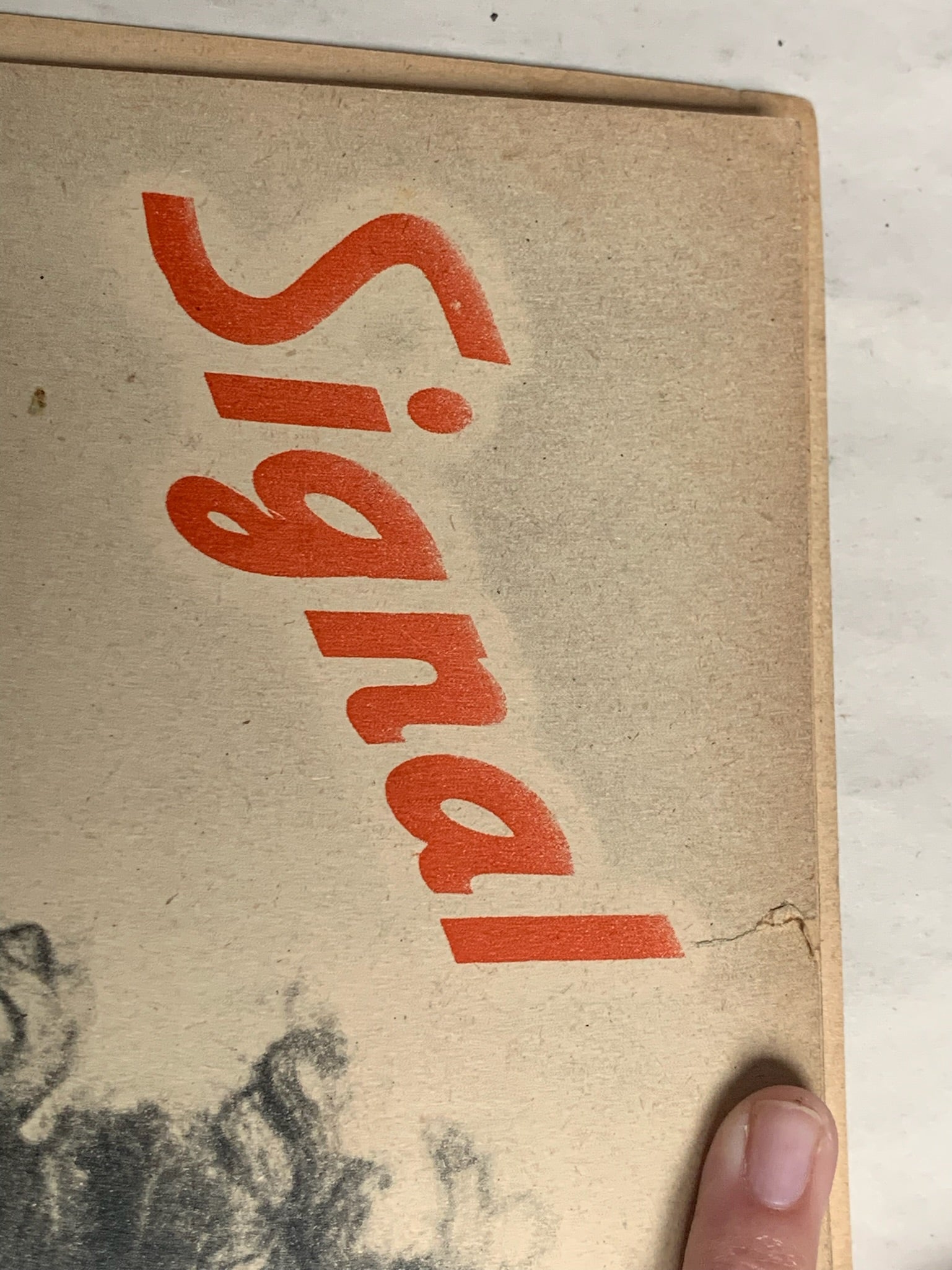 Original French Language WW2 German Signal Magazine - April 1942 - The Militaria Shop