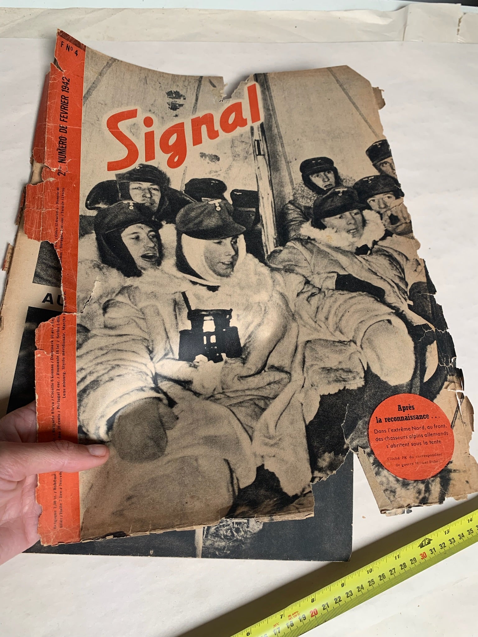 Original French Language WW2 German Signal Magazine - February 1942 - The Militaria Shop