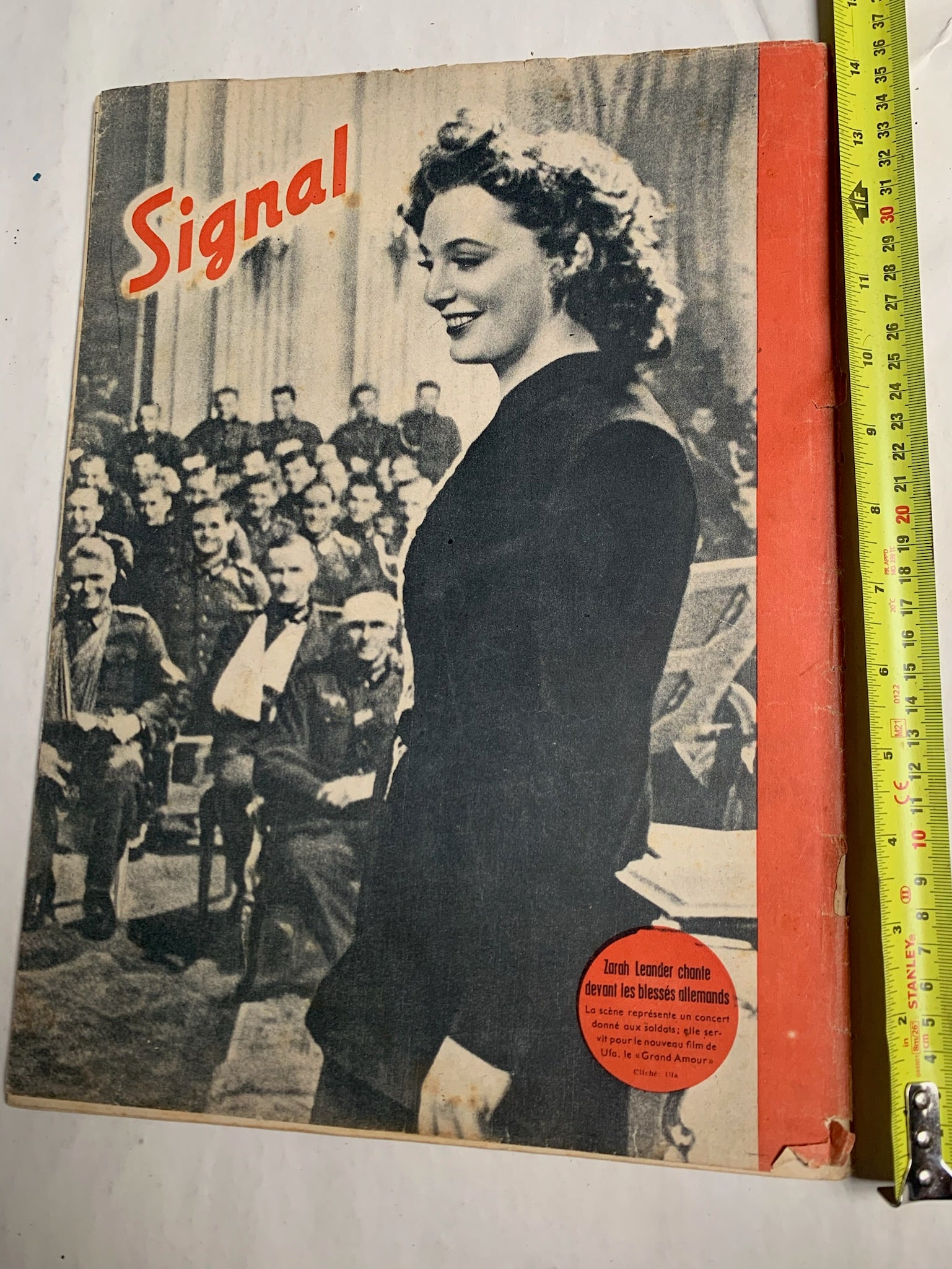 Original French Language WW2 German Signal Magazine - January 1942 - The Militaria Shop