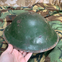 Load image into Gallery viewer, Original WW1 / WW2 British Army Mk1* Army Combat Helmet &amp; Liner
