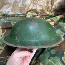 Load image into Gallery viewer, Original WW1 / WW2 British Army Mk1* Army Combat Helmet &amp; Liner
