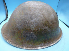 Charger l&#39;image dans la galerie, Original WW2 British / Canadian Army Mk3 High Rivet Turtle Army Combat Helmet
