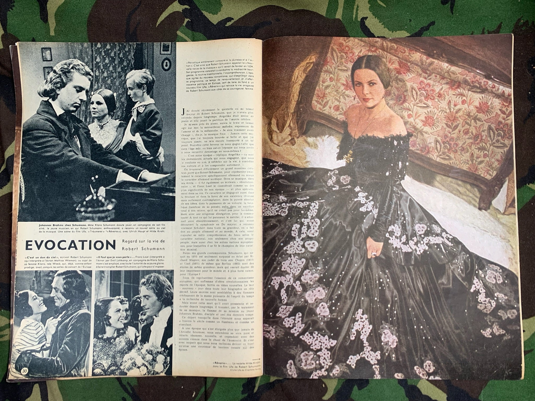 Original WW2 German Signal Magazine - December 1943 - The Militaria Shop