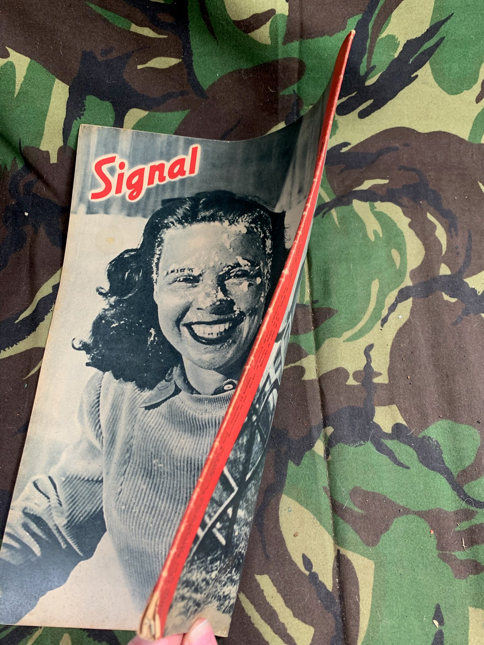 Original WW2 German Signal Magazine - No.1 1944 - The Militaria Shop