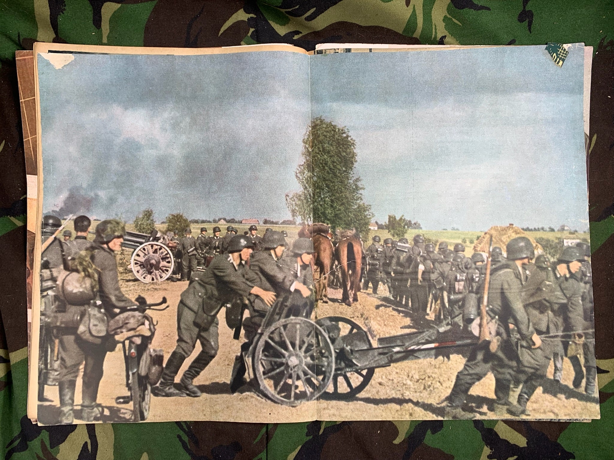 Original WW2 German Signal Magazine - No.10 1944 - The Militaria Shop