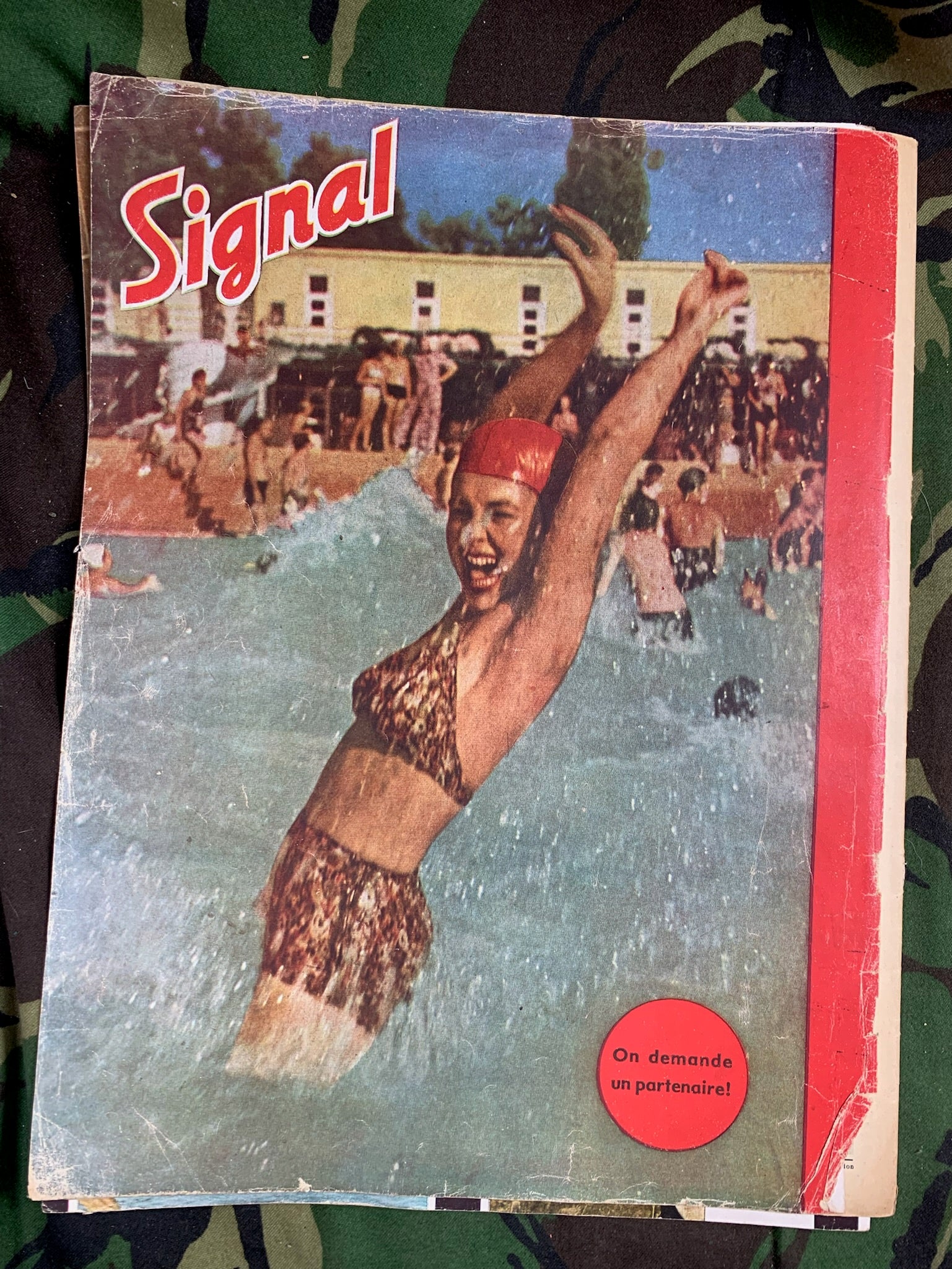 Original WW2 German Signal Magazine - No.10 1944 - The Militaria Shop
