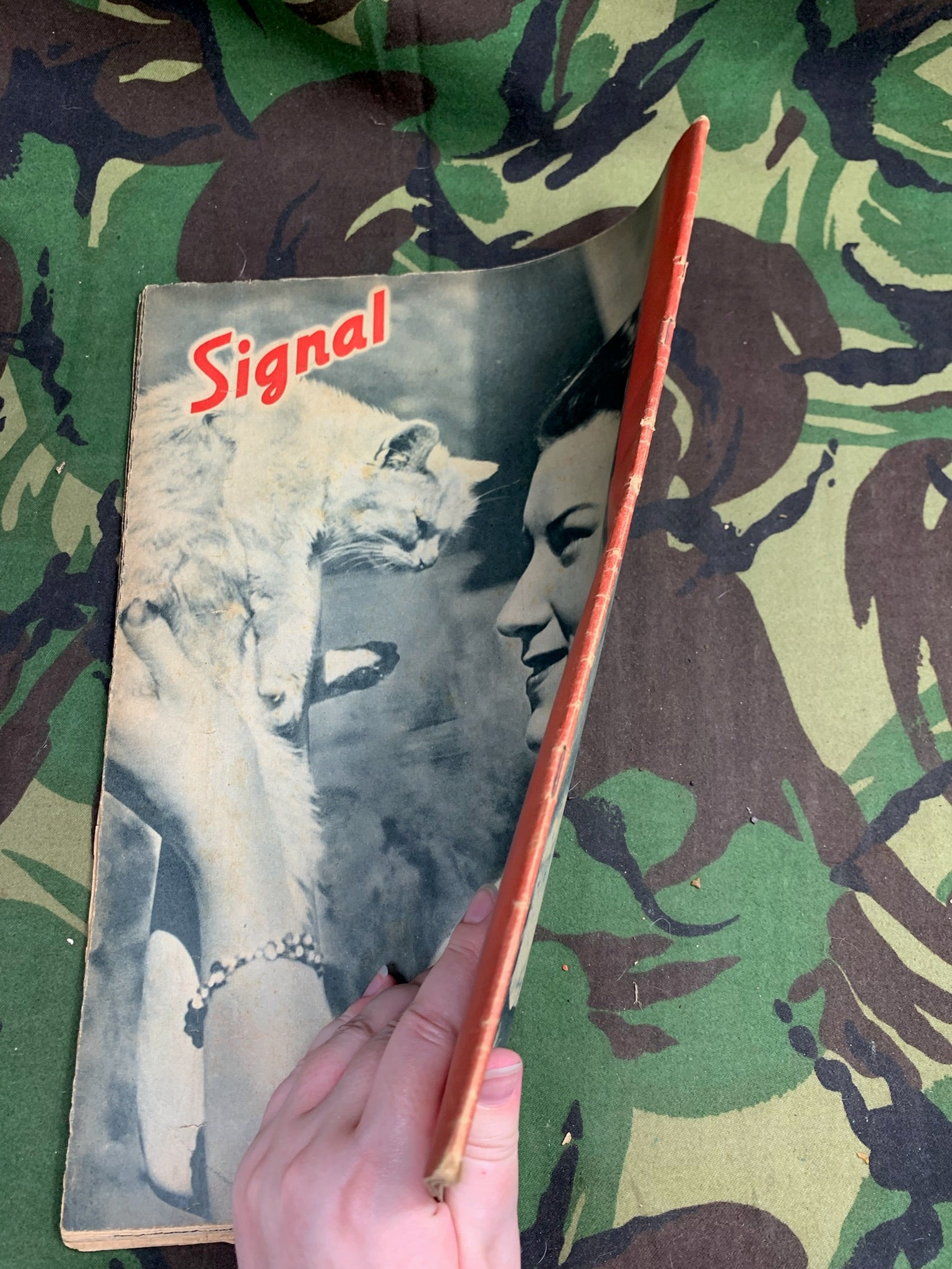 Original WW2 German Signal Magazine - No.2 1944 - The Militaria Shop