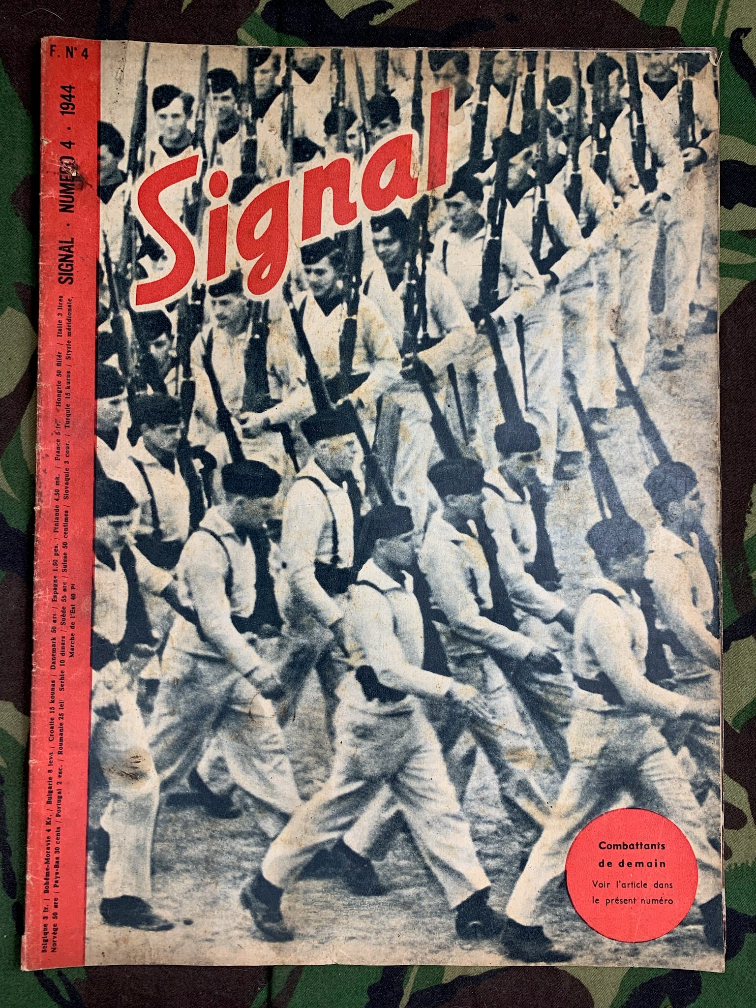 Original WW2 German Signal Magazine - No.4 1944 - The Militaria Shop