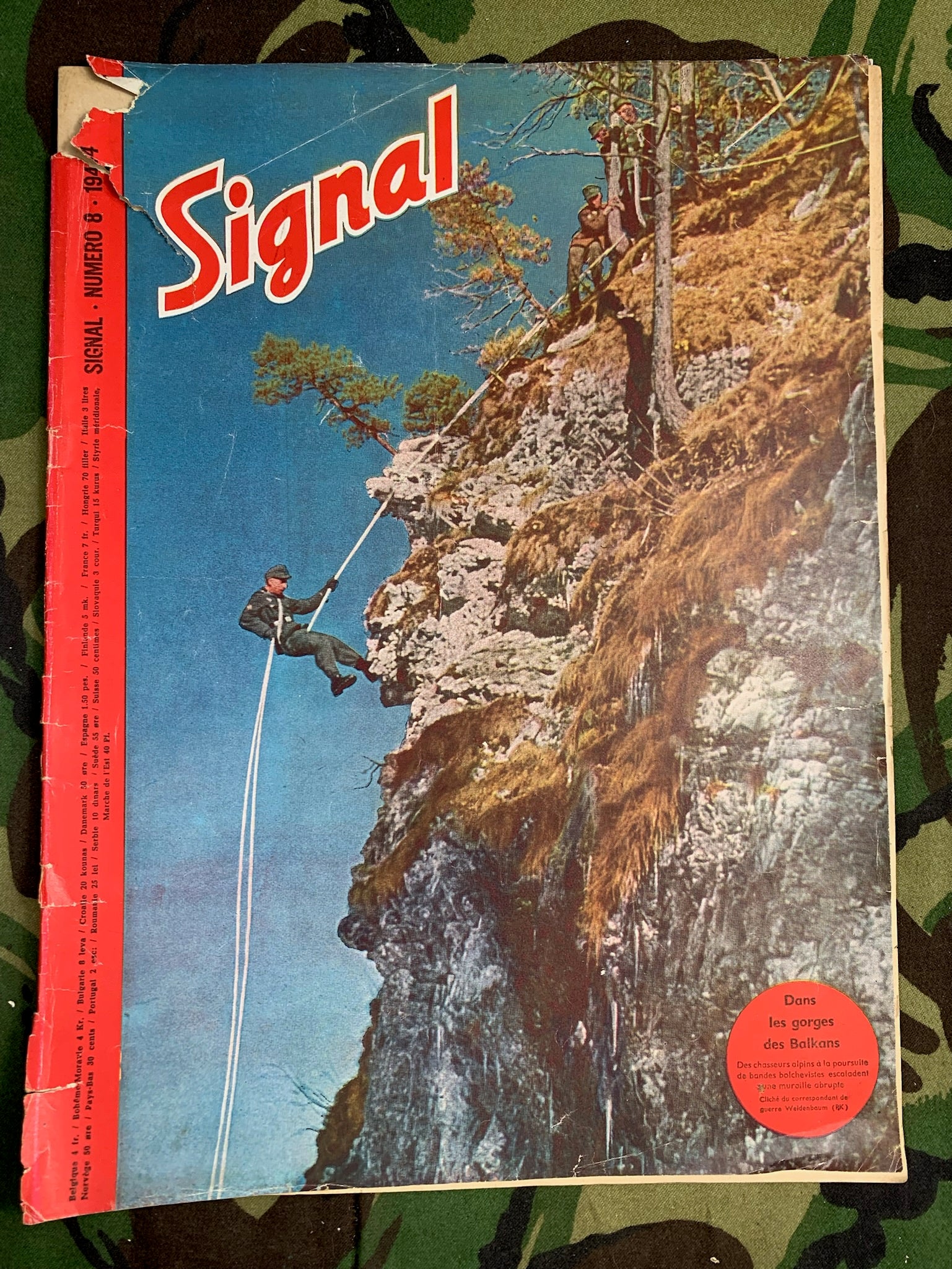 Original WW2 German Signal Magazine - No.8 1944 - The Militaria Shop