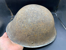 Load image into Gallery viewer, Original WW2 Onwards (1945-1952) British Army Mk4 Turtle Helmet
