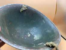 Load image into Gallery viewer, Original WW2 Onwards (1945-1952) British Army Mk4 Turtle Helmet - The Militaria Shop
