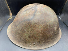 Load image into Gallery viewer, Original WW2 Onwards (1945-1952) British Army Mk4 Turtle Helmet
