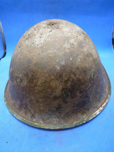 Load image into Gallery viewer, Original WW2 Onwards British Army Mk4 Turtle Helmet
