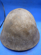 Load image into Gallery viewer, Original WW2 Onwards British Army Mk4 Turtle Helmet
