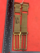 Charger l&#39;image dans la galerie, Original WW2 British Army 37 Pattern Brace Adaptor Pair
