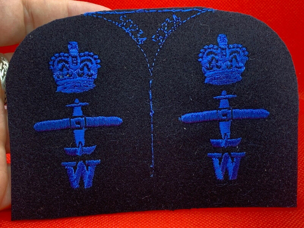 Unissued WOMEN'S ROYAL NAVY WRNs Trade Badge - Weapons  CPO
